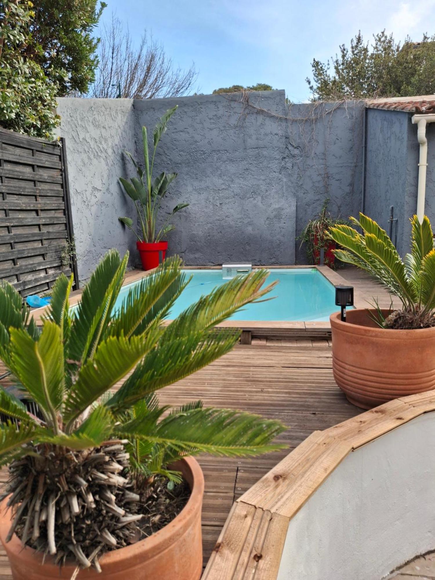 Maison Independante Avec Piscine Privative Pres De La Mer La Garde  Zewnętrze zdjęcie